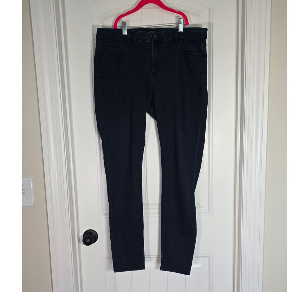 Ann Taylor Loft Denim modern Leggings Size 32 / 14